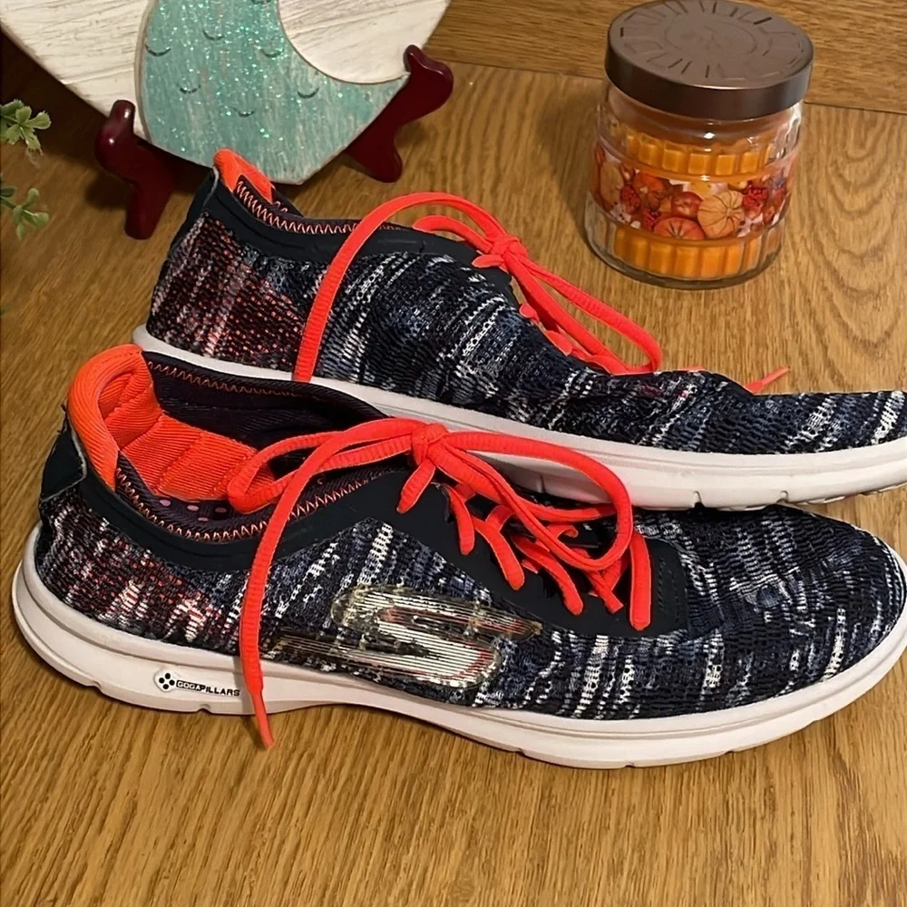 🐜🐜🐜BOGOHO 🐜🐜🐜Skechers Athletic Tennis Shoes